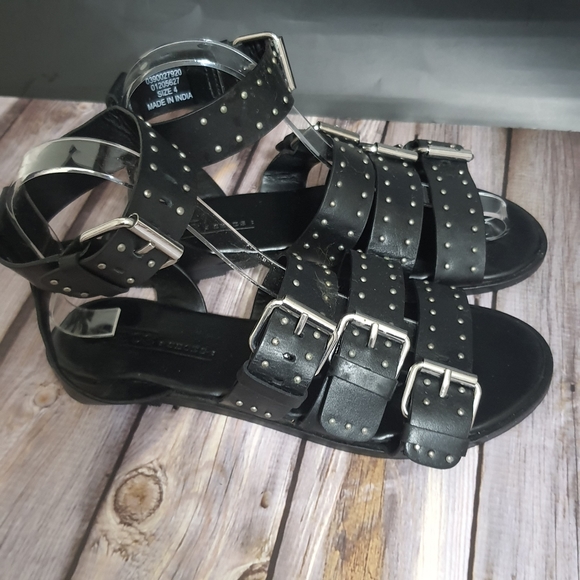 ASOS Woman's Size 4 Fonzy Leather Studded Gladiator Sandals - Picture 6 of 6